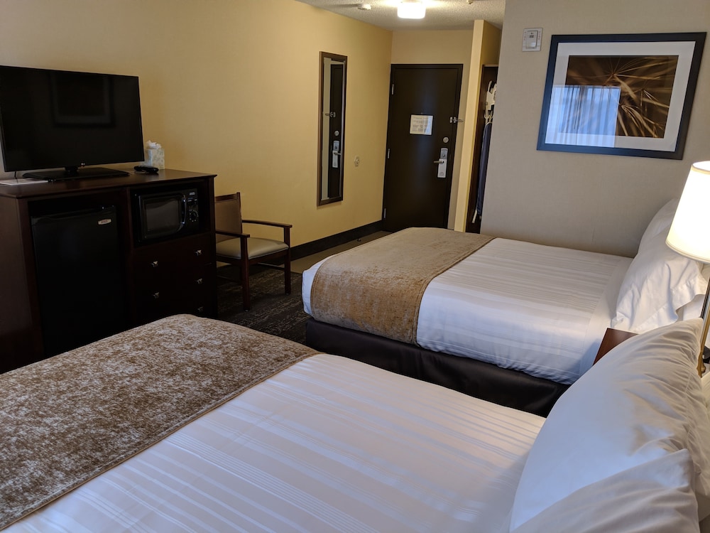 Standard Room, 2 Queen Beds, Non Smoking, Microwave - Photo 3