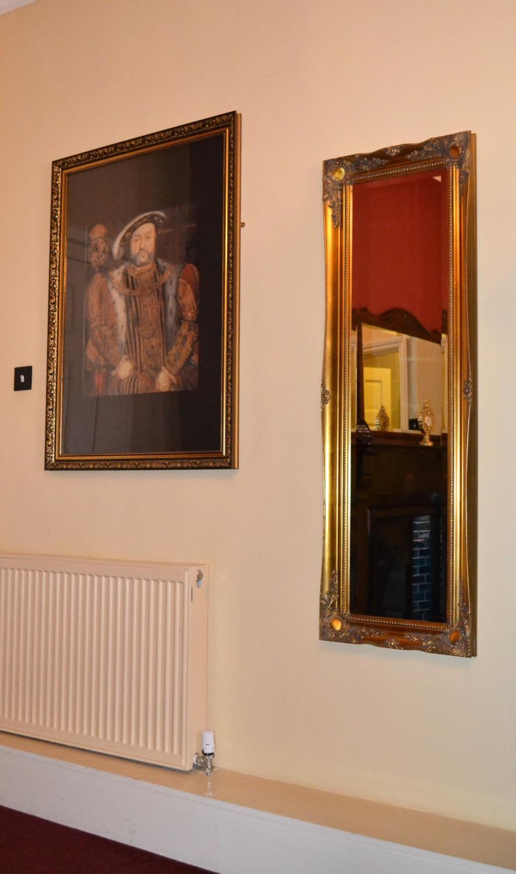 Deluxe Double Room with Bath - Photo 7
