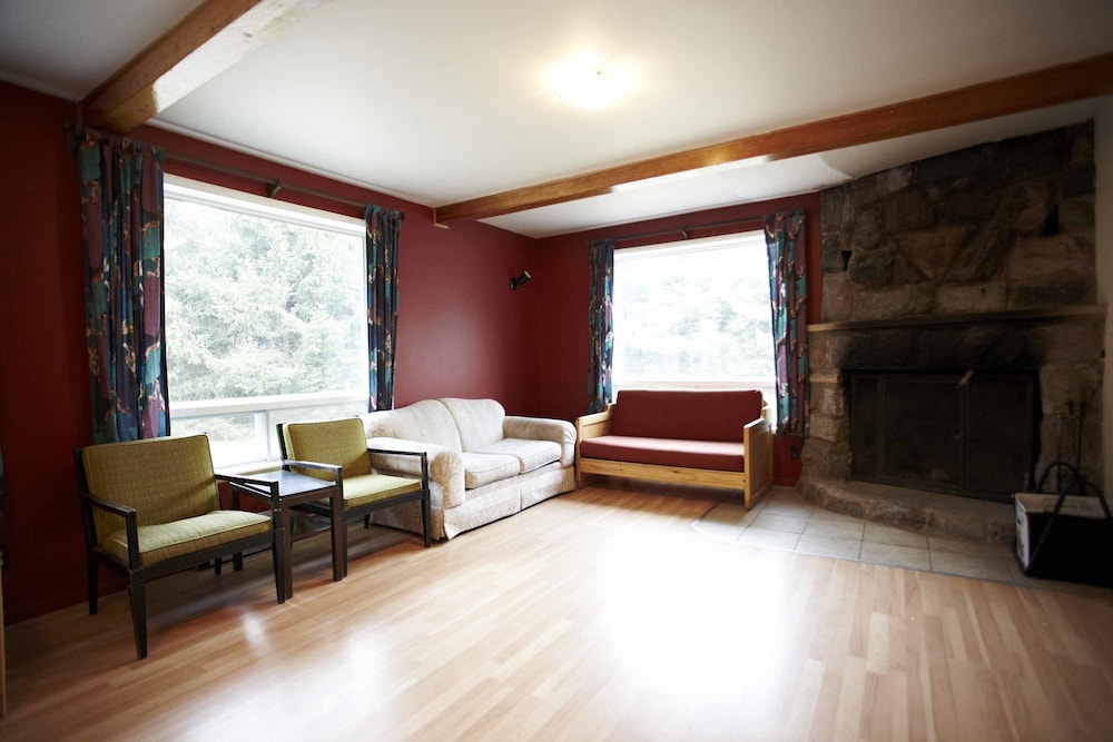 Chalet, 3 Bedrooms, Fireplace (Quiétude) photo 1