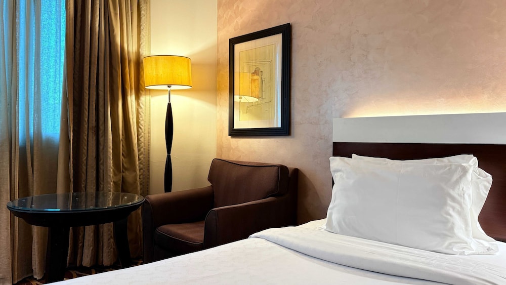 Deluxe Twin Room photo 3