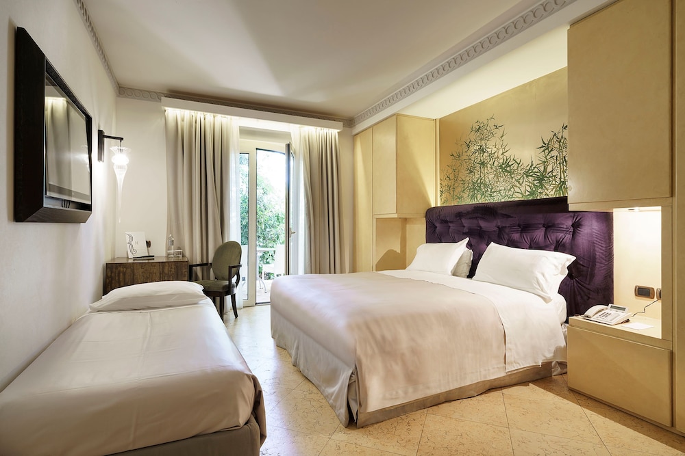 Classic Triple Room - Photo 2