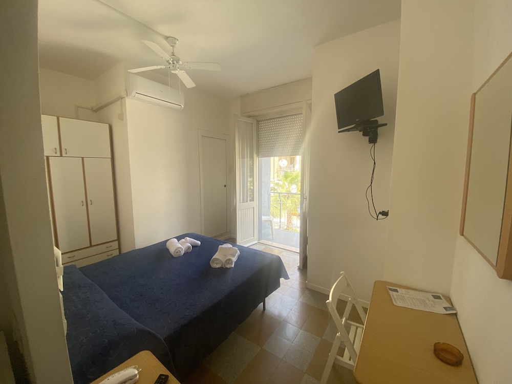 Comfort Double or Twin Room
