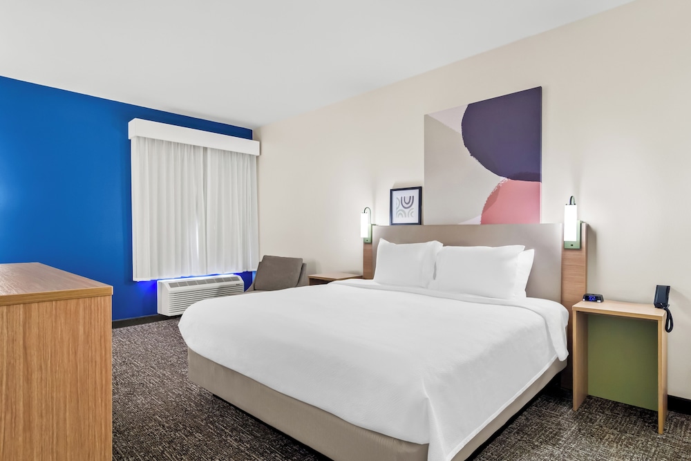 Room, 1 King Bed - Photo 1