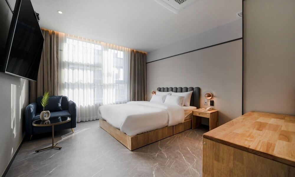 Deluxe Double Room - Photo 1