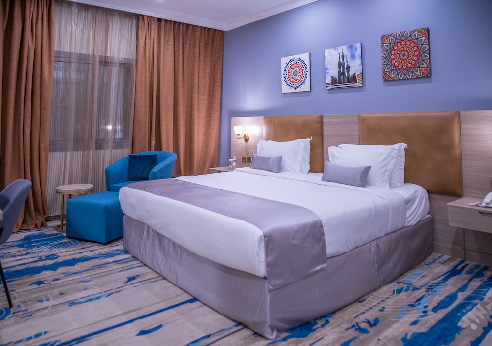 Twin Room - Photo 2