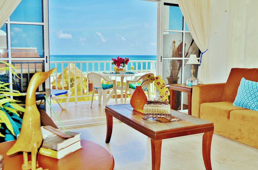 Family Suite, 2 Bedrooms, Partial Ocean View