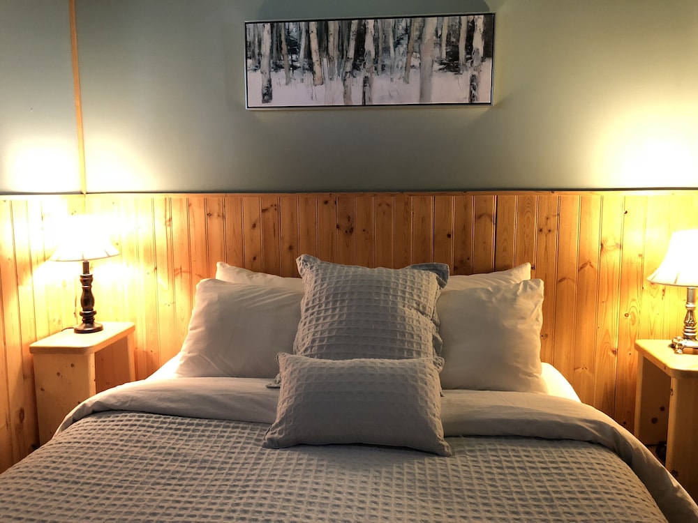 Cottage, 1 Queen Bed, Kitchenette (#5)