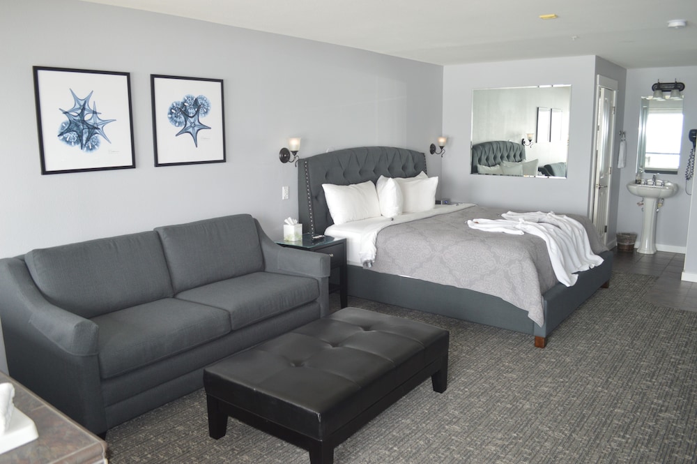 Room (Nautica)