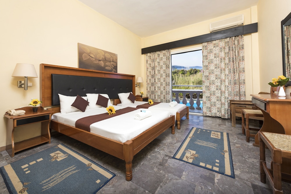 Standard Quadruple Room photo 3