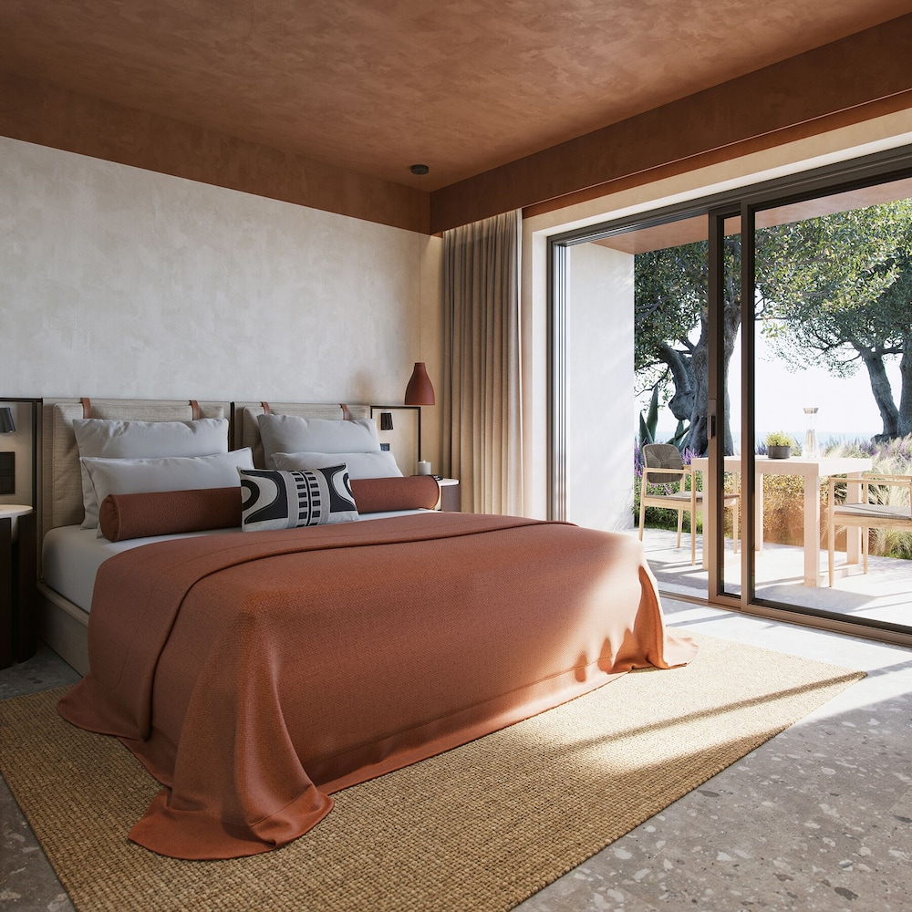 One Bedroom Suite With Land View - Photo 1
