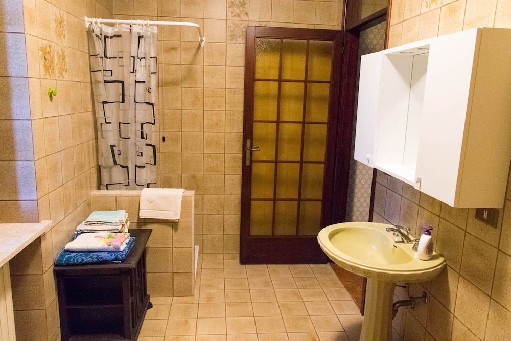 Double or Twin Room (1) photo 2
