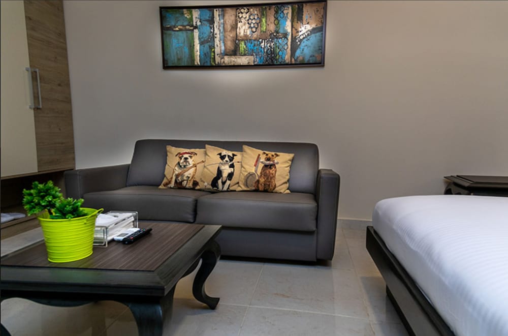Junior Room, 1 Queen Bed, City View photo 2