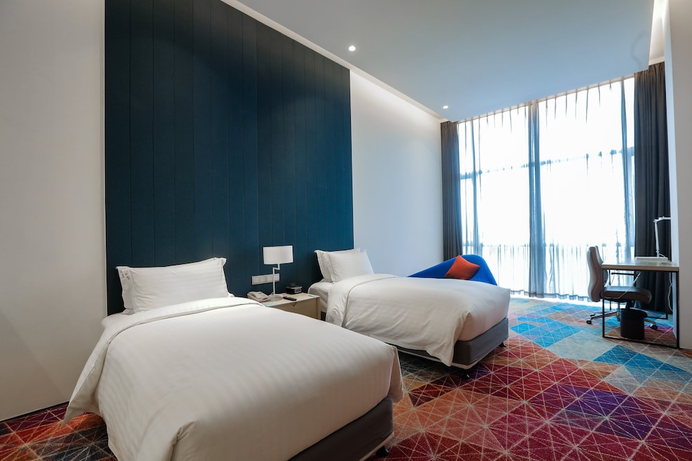 Standard Room, 2 Twin Beds, Accessible Bathtub