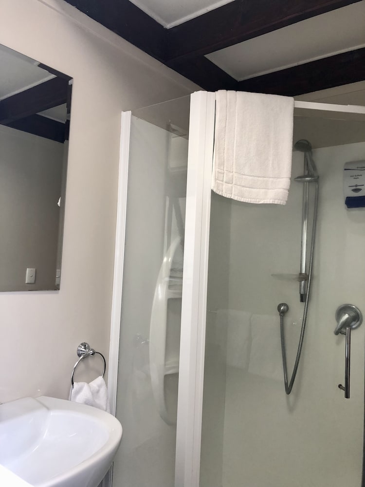Standard Suite, 2 Bedrooms, Kitchenette (Chalet) photo 3