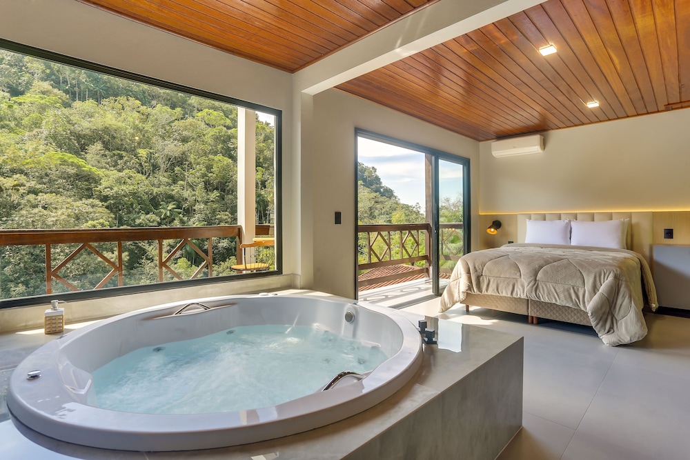 Luxury Cabin