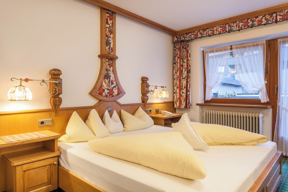 Double Room, Balcony, Mountain View (Typ A) photo 1