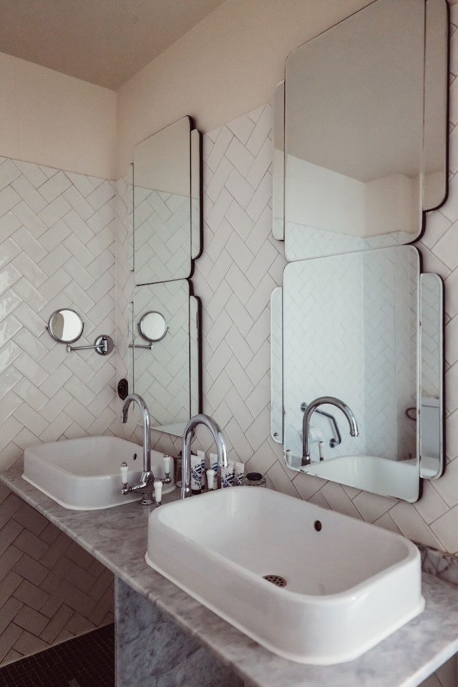 Suite photo 2