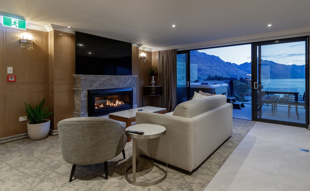 Lakeview Suite - Photo 4