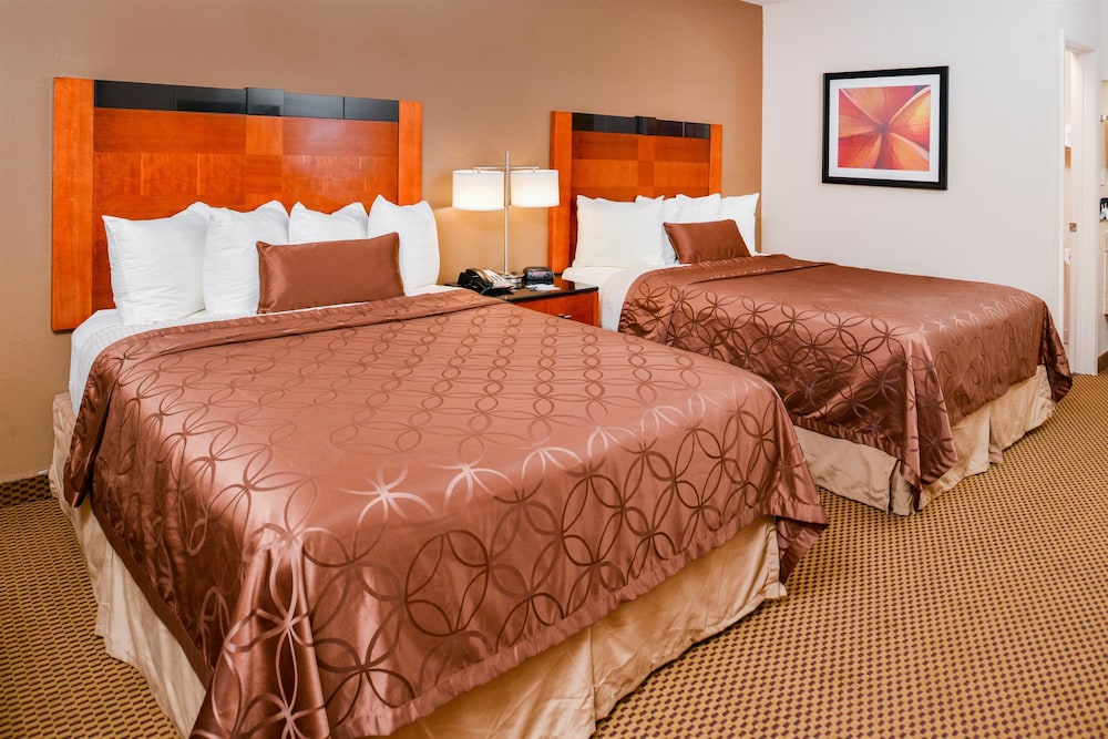 Standard Room, 2 Queen Beds, Smoking, Refrigerator & Microwave photo 1