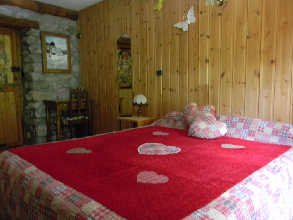Double or Twin Room photo 2