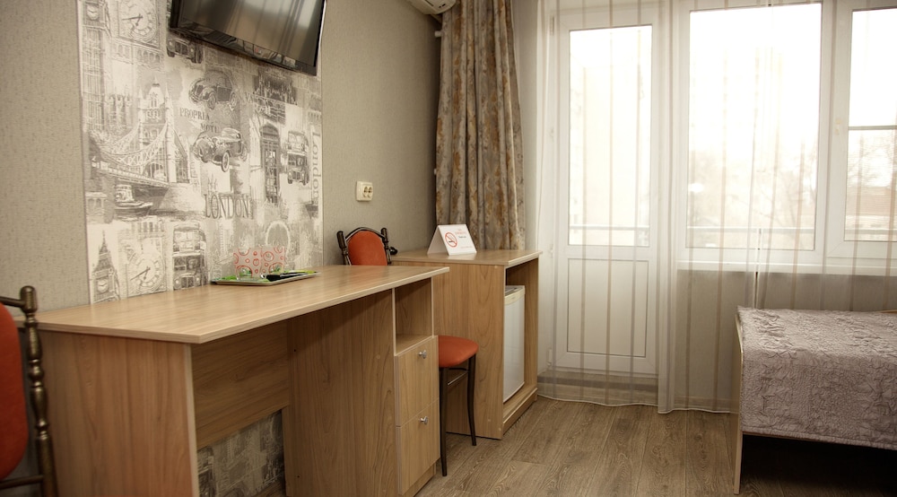 Business Twin Room photo 3