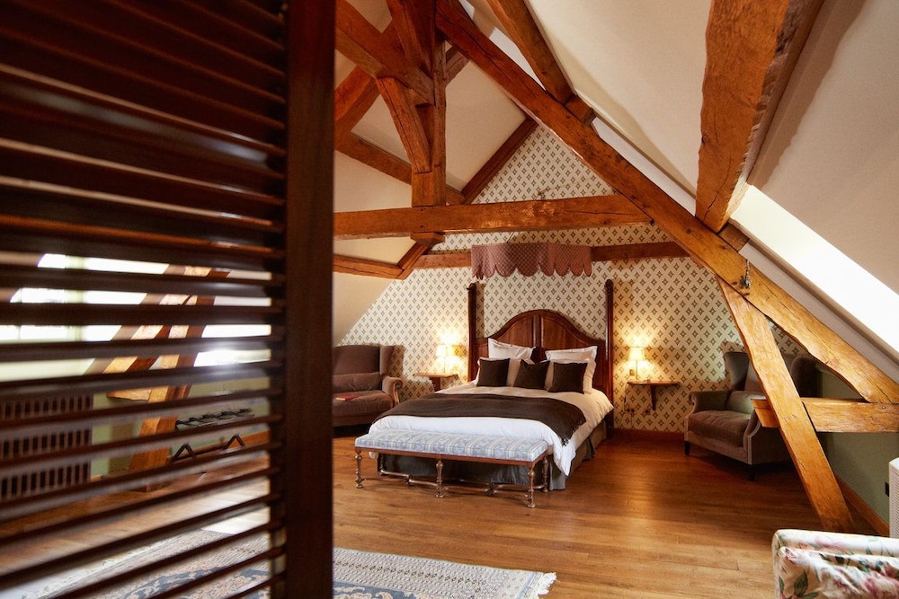 Deluxe Suite photo 2