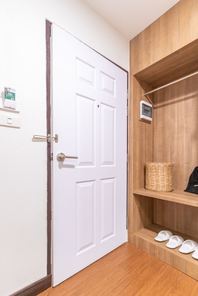 Deluxe Double Room - Photo 13