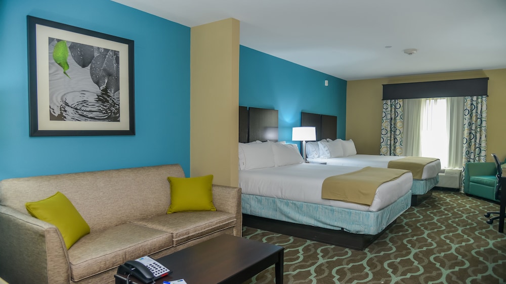 Suite, Multiple Beds