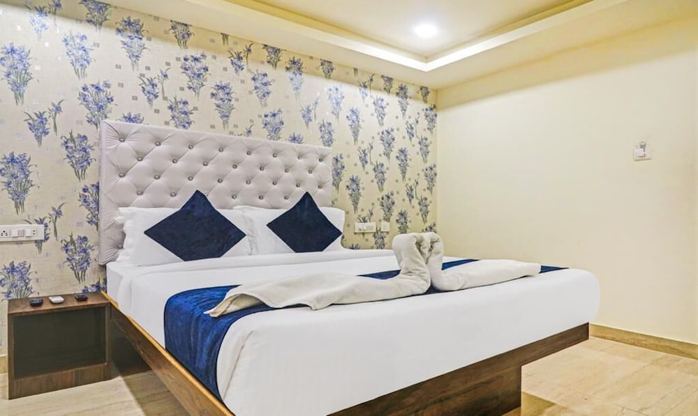 Junior Room