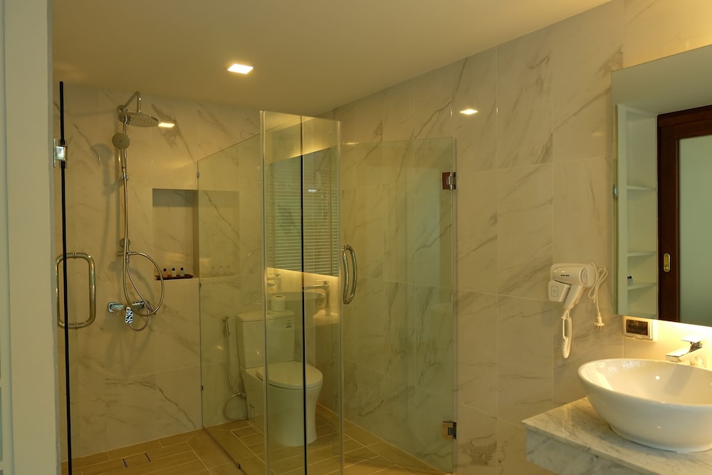 Family Villa - Photo 2