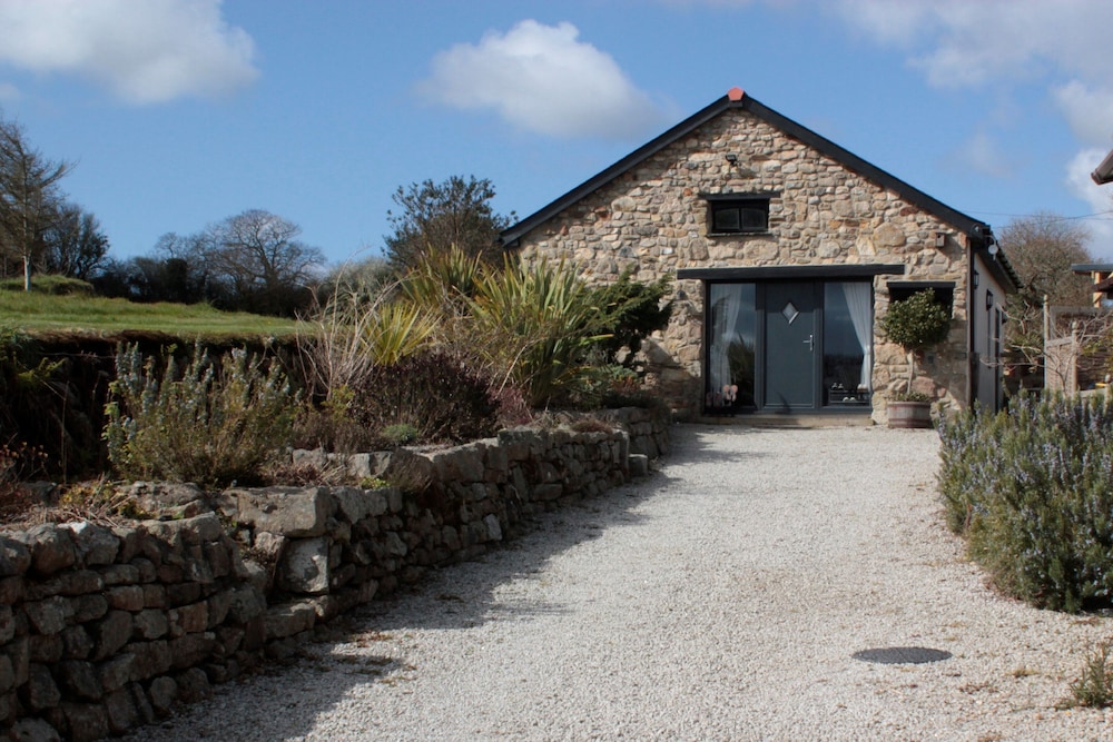 Panoramic Cottage, Private Bathroom, Courtyard View photo 1
