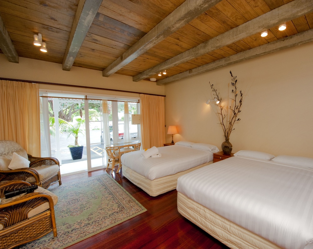 Deluxe Double or Twin Room, Non Smoking, Kitchen photo 1