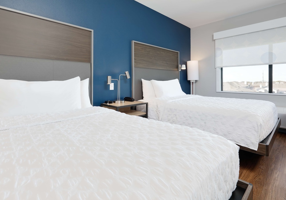 Room, 2 Queen Beds, Accessible (Hearing) - Photo 2