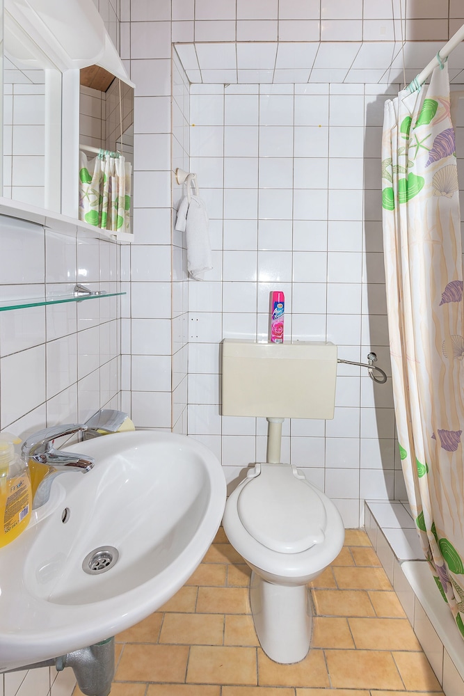 Apartment (A4) photo 3