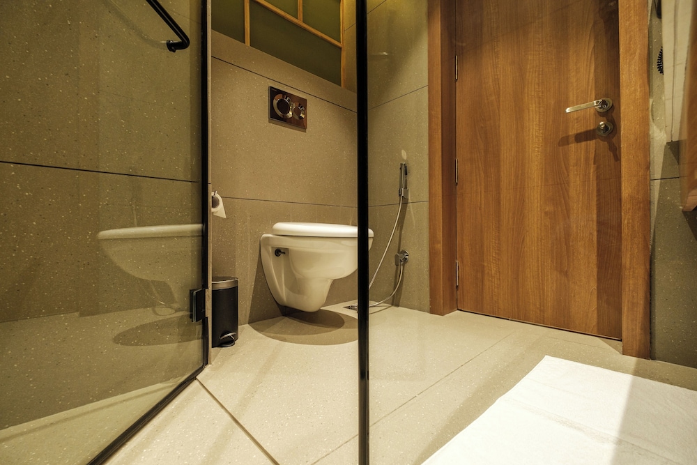 Urban Corner Room - Photo 5
