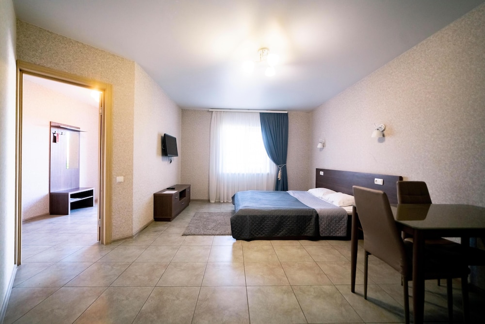 Comfort Double Room, Pool Access, Poolside