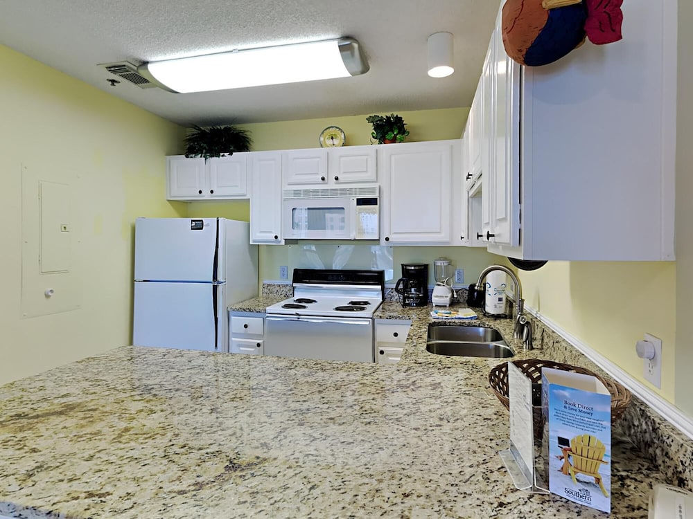 Condo, Multiple Beds, Balcony, Ocean View (#407 West - No Pets) photo 2