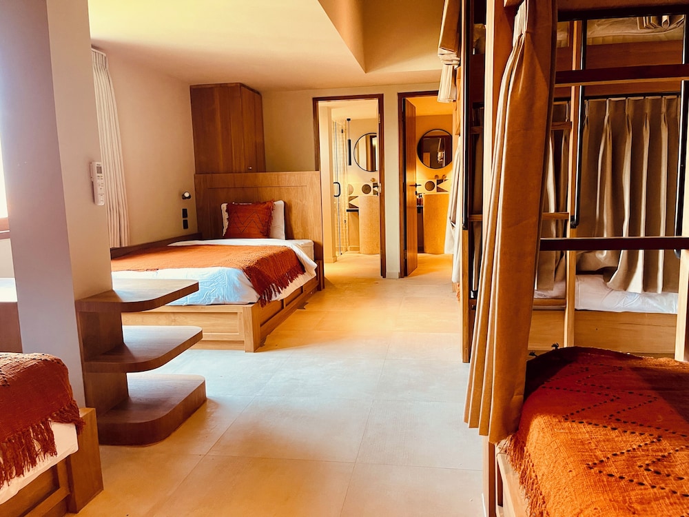 Deluxe Shared Dormitory photo 2