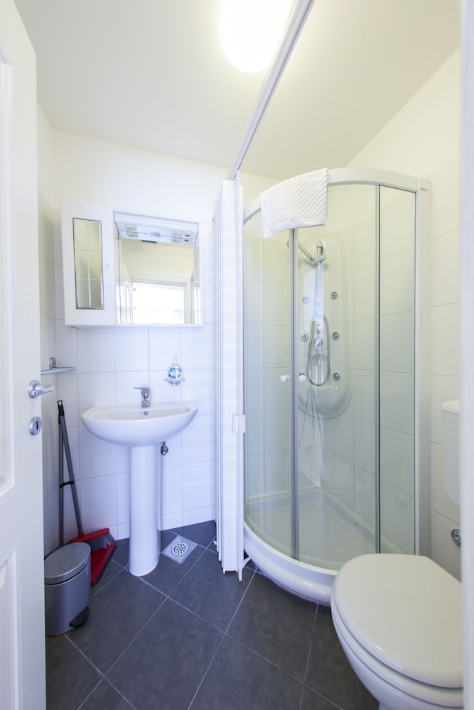 Studio Suite, Balcony, Sea View (2)