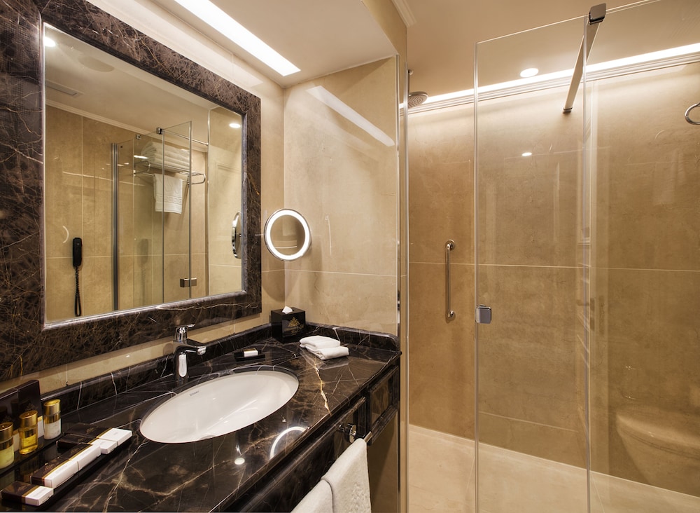 Available room