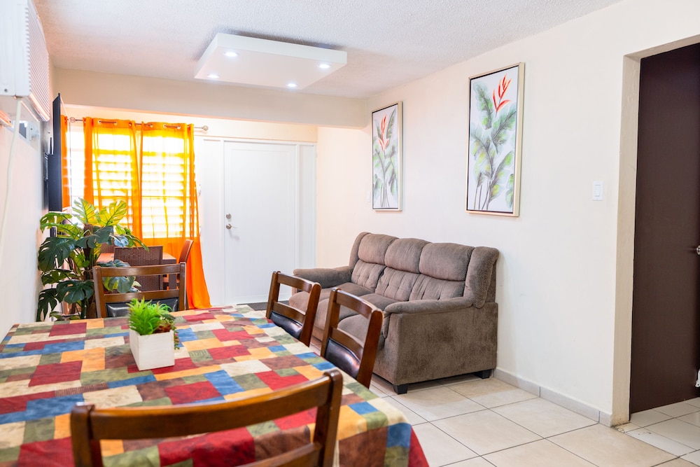 Apartment photo 3