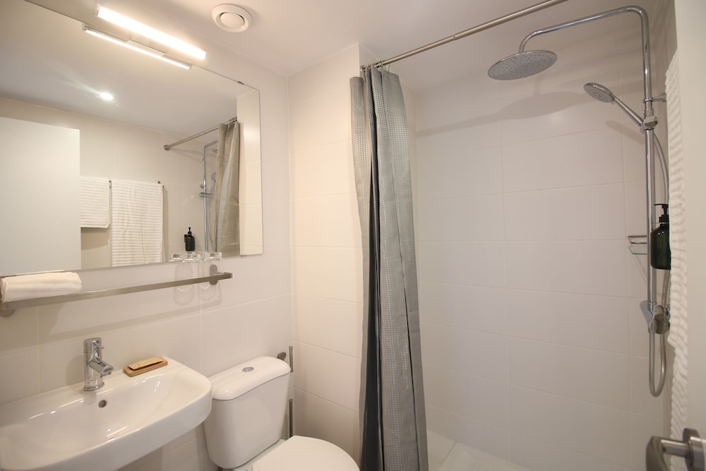 Standard Room - Photo 10