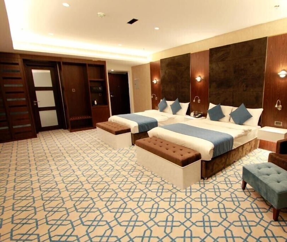 Standard Double Room - Photo 2