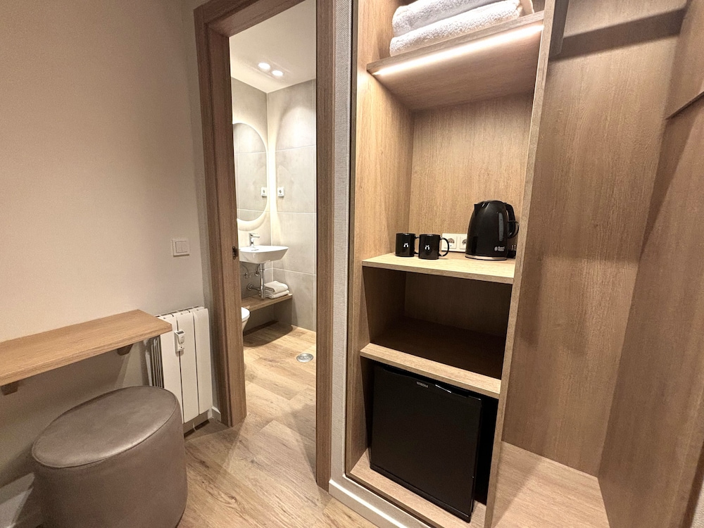 Economy Double Room, 1 Bedroom photo 3
