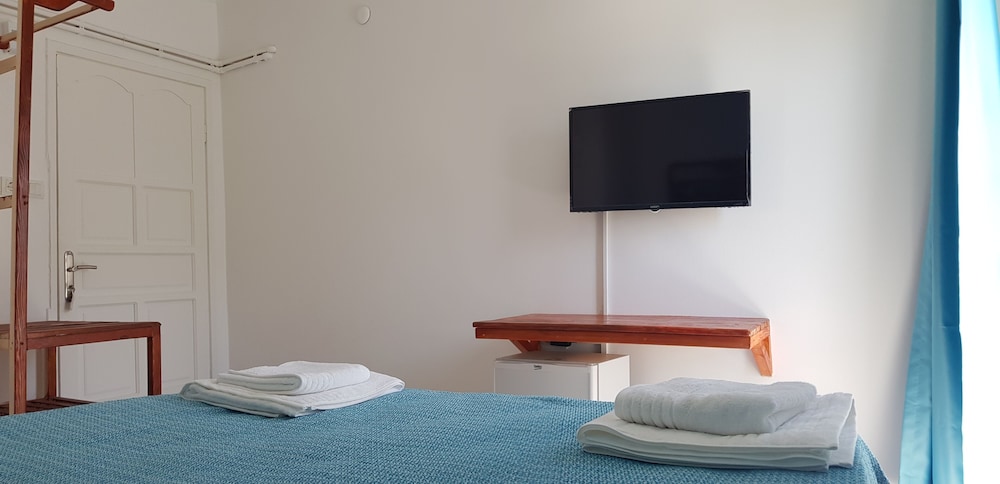 Deluxe Double Room, 1 Queen Bed photo 2