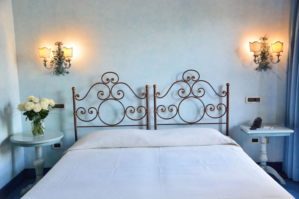 Classic Double Room photo 3