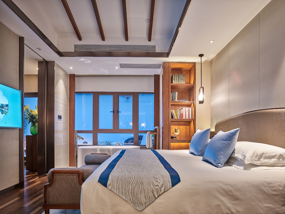 Exclusive Suite