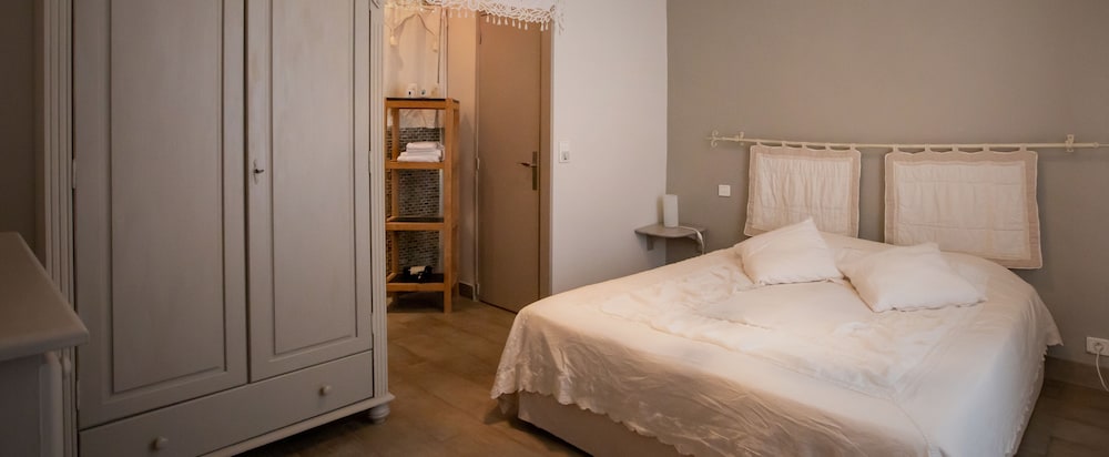 Double Room (Juliette)