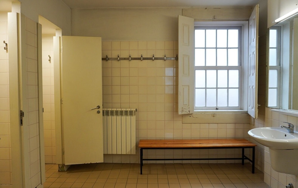 Basic Room, Men only photo 3