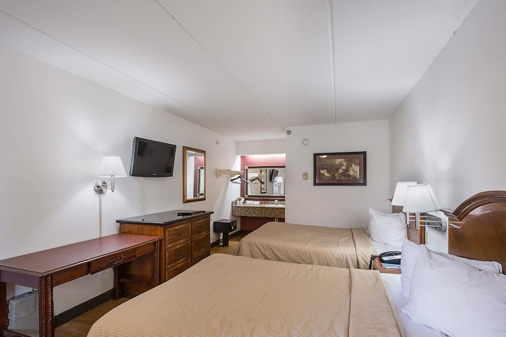 Standard Room, 2 Double Beds, Non Smoking